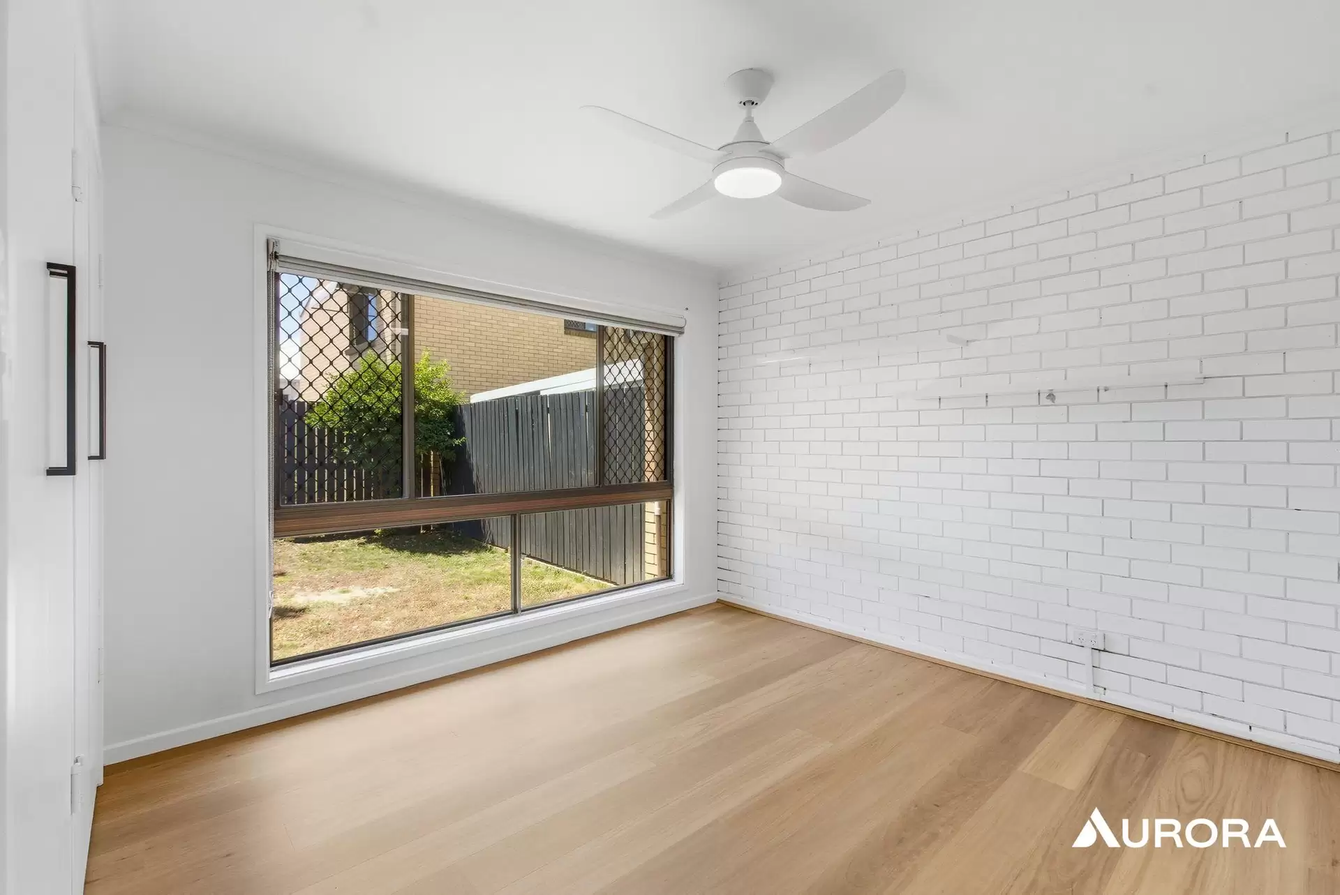 1/22 Cambridge St, Carina Heights Leased by Aurora Property - image 1
