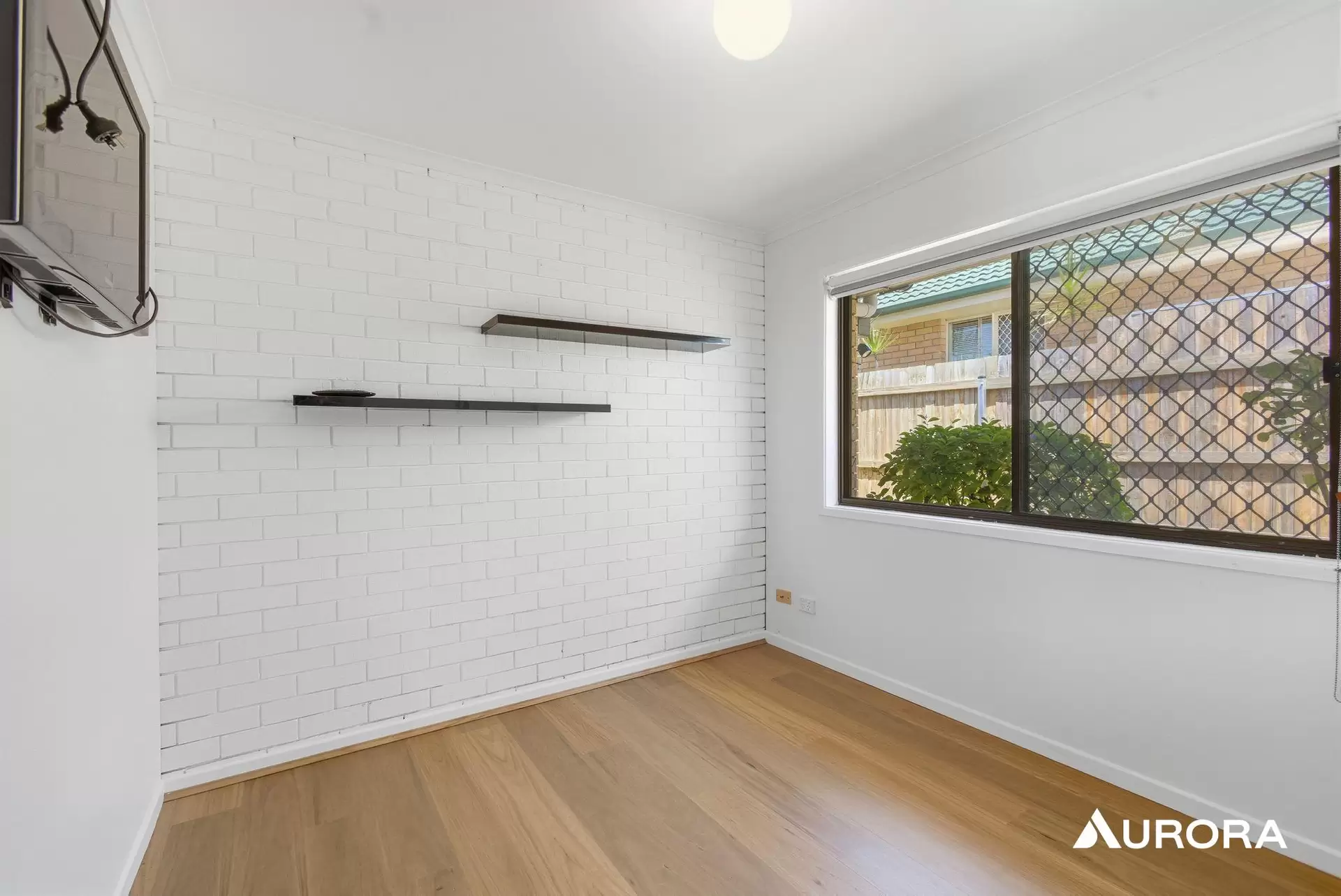 1/22 Cambridge St, Carina Heights Leased by Aurora Property - image 1