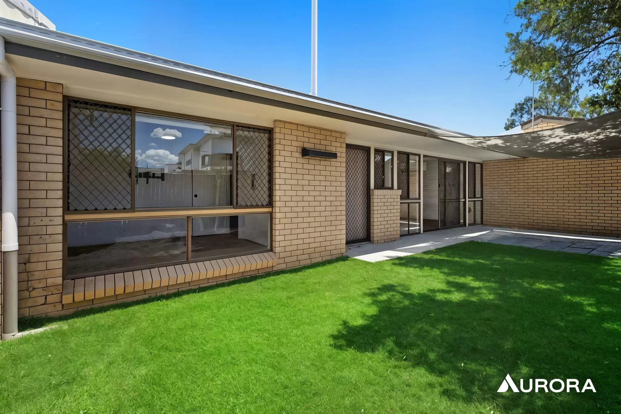 1/22 Cambridge St, Carina Heights Leased by Aurora Property - image 1