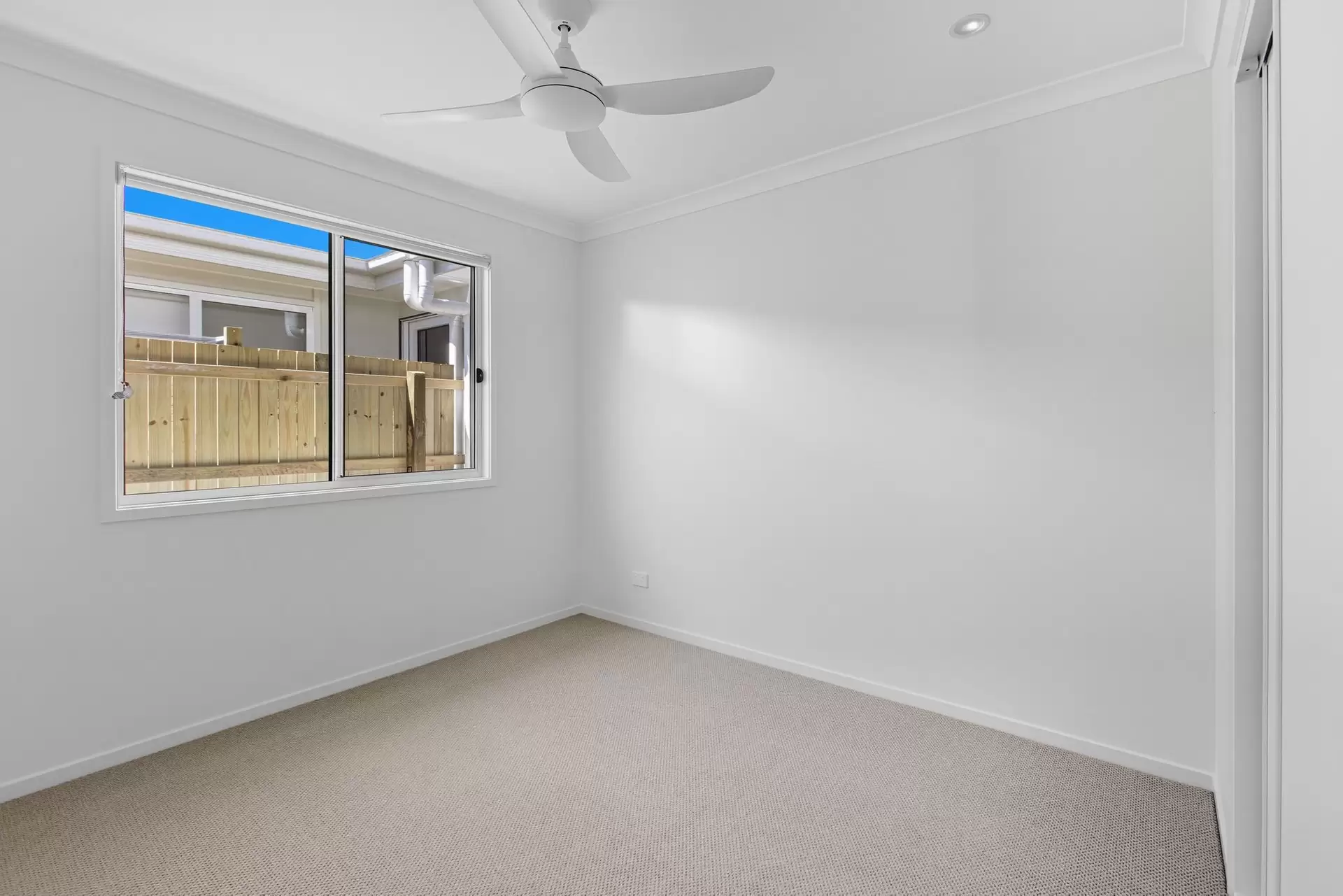 1/31 Miller Boulevard, Lawnton Leased by Aurora Property - image 1