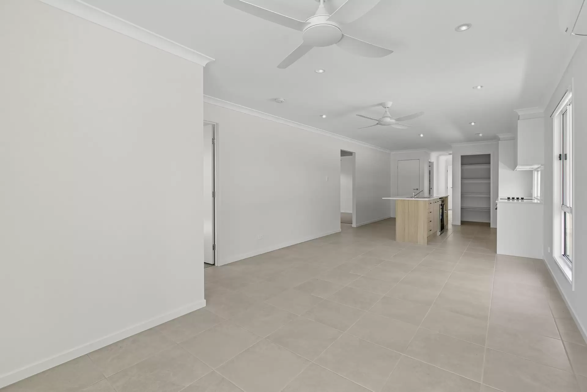 1/31 Miller Boulevard, Lawnton Leased by Aurora Property - image 1
