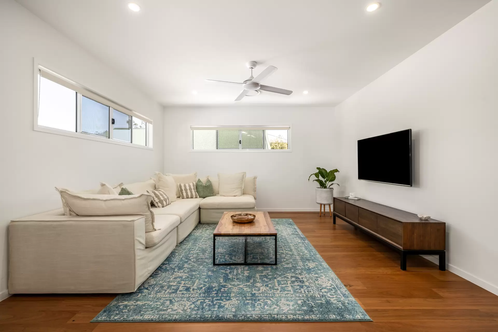 52 Hendren Street, Carina Sold by Aurora Property - image 1