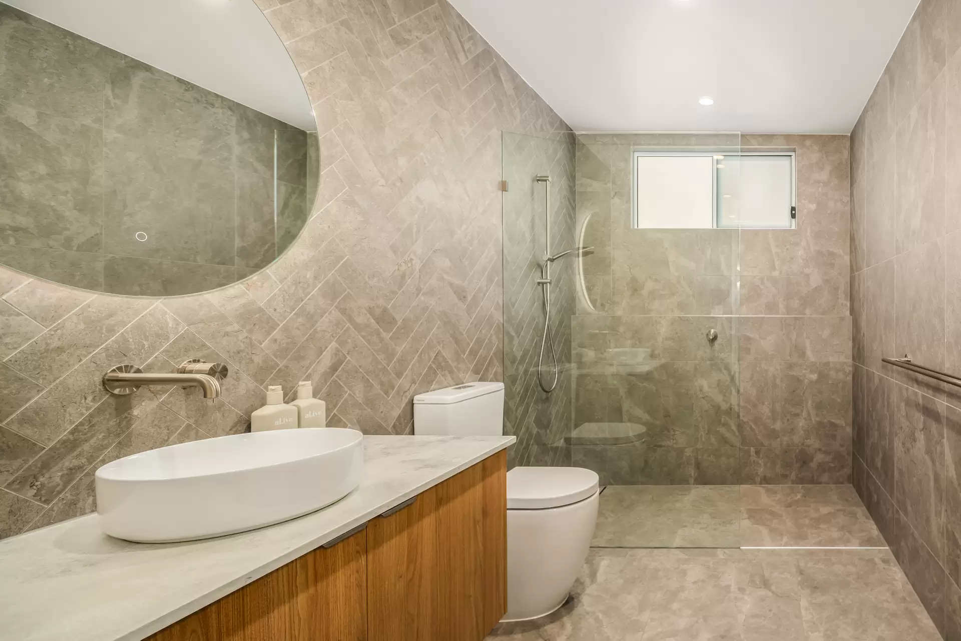 52 Hendren Street, Carina Sold by Aurora Property - image 1
