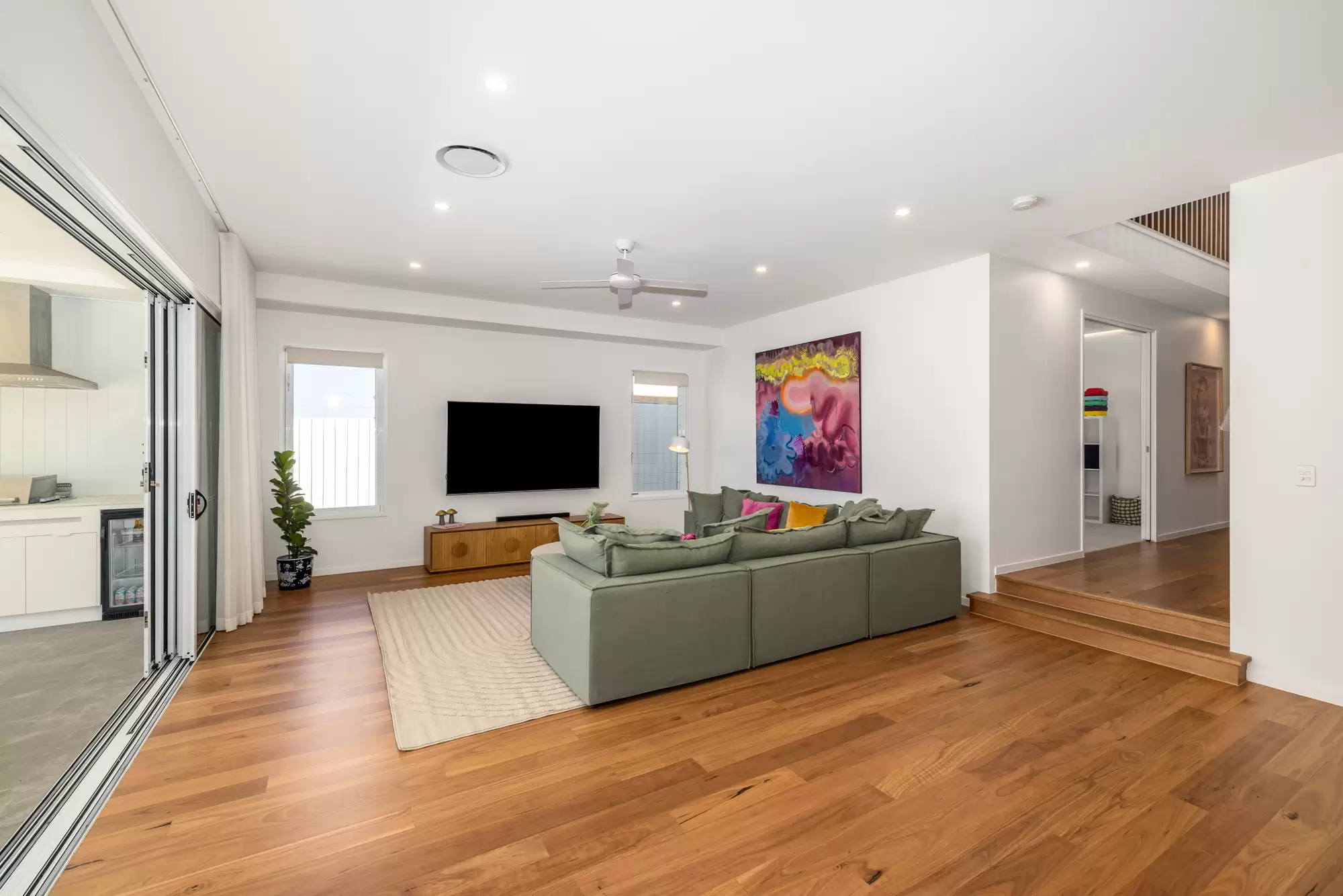 52 Hendren Street, Carina Sold by Aurora Property - image 3