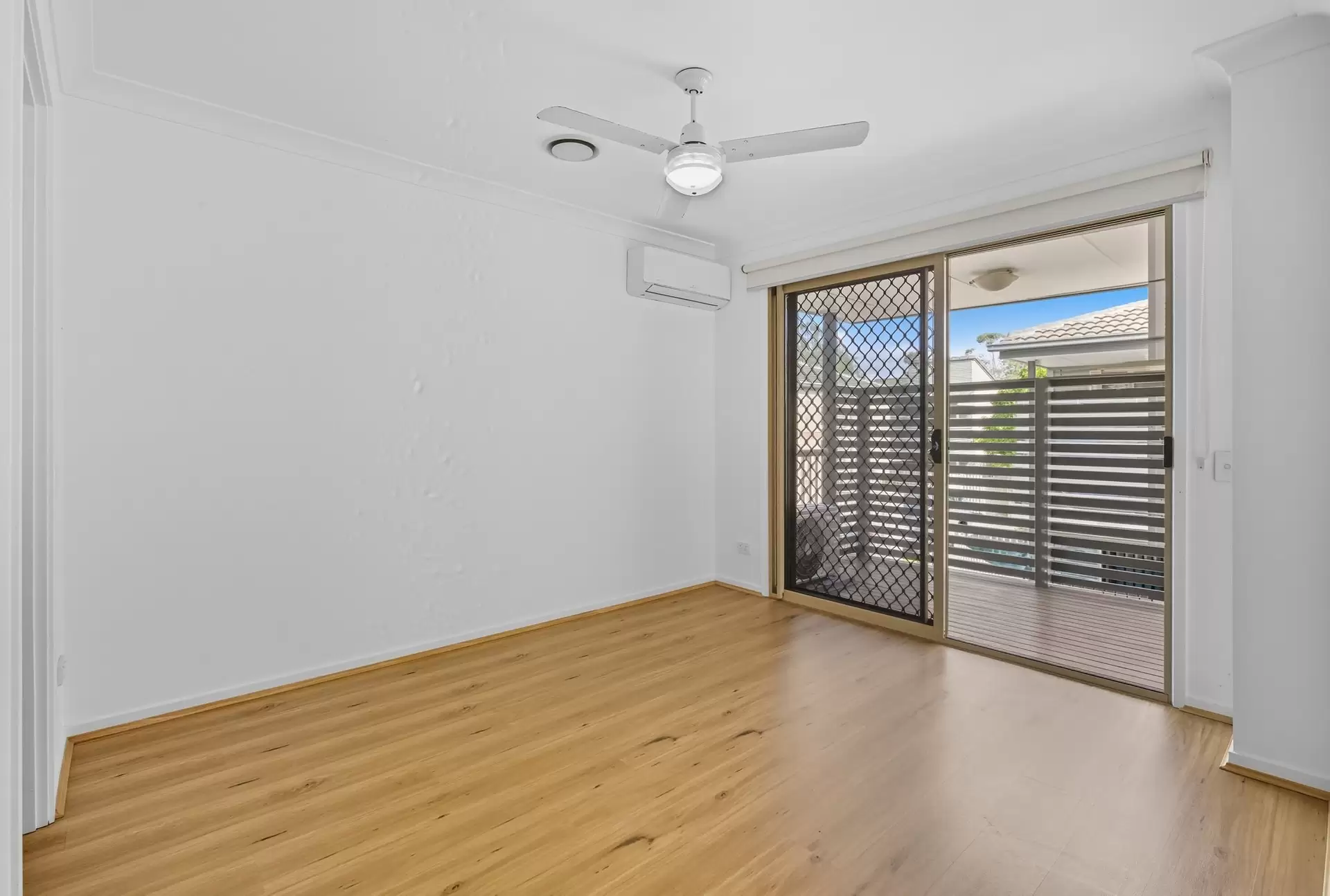 40/48-54 Fleet Drive, Kippa-ring Leased by Aurora Property - image 1