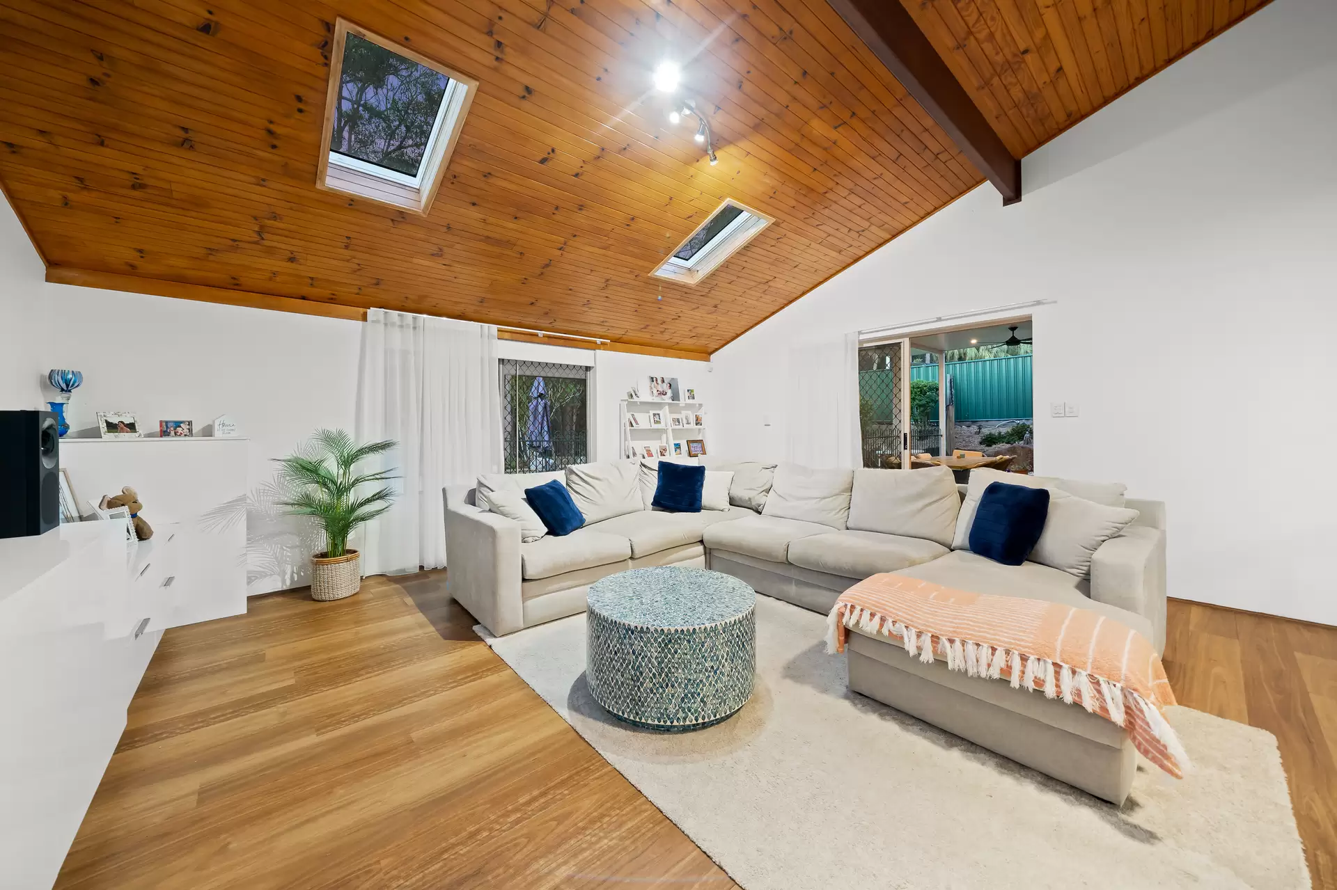 34 Deloraine Drive, Springwood Sold by Aurora Property - image 1