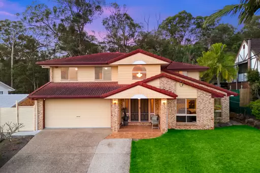 34 Deloraine Drive, Springwood Sold by Aurora Property