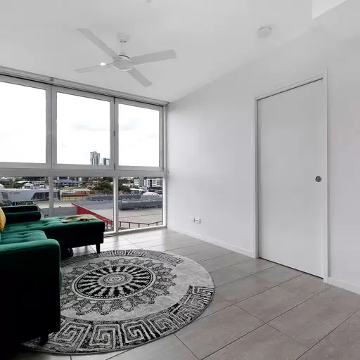 806/977 Ann Street, Fortitude Valley Sold by Aurora Property - image 2