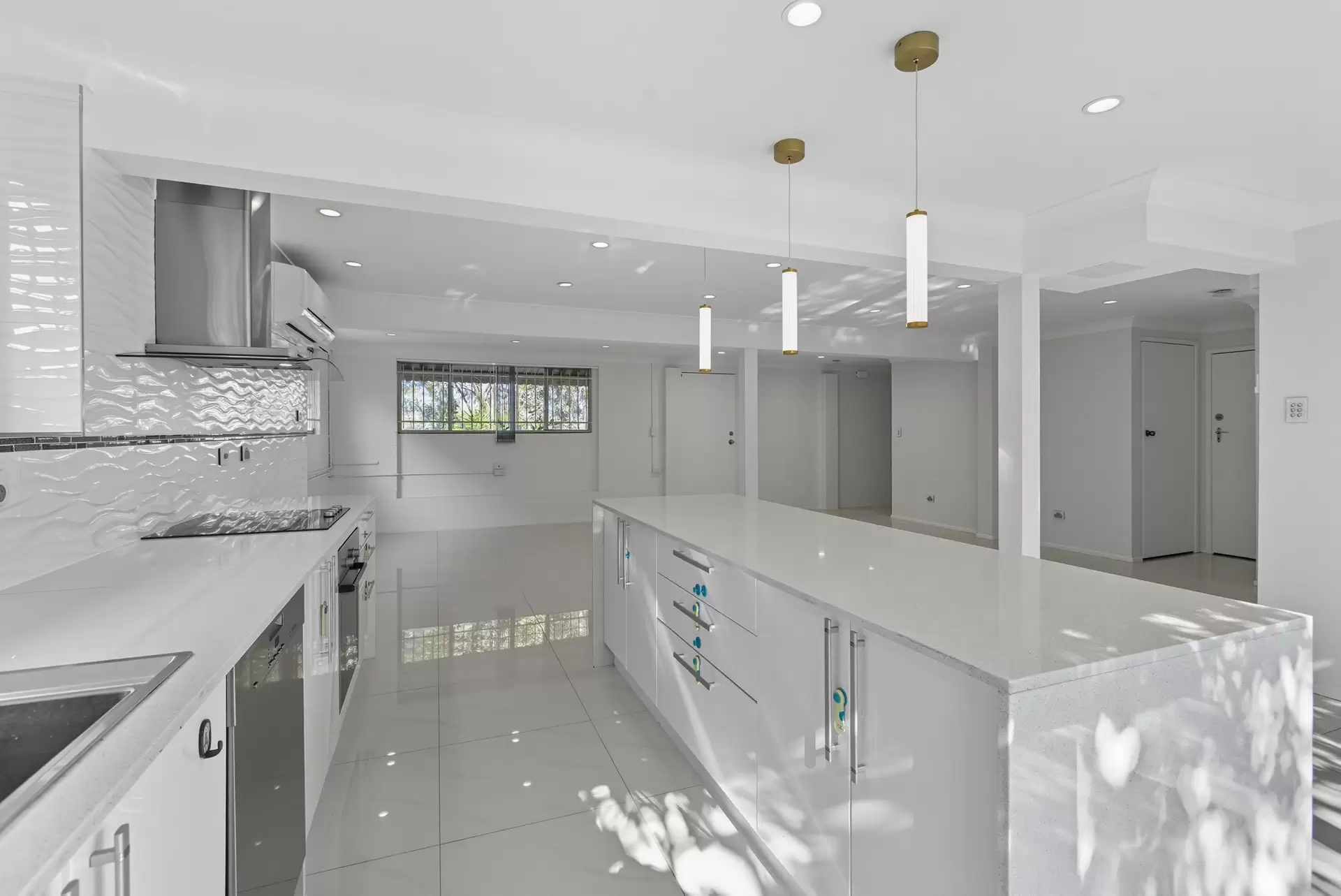 8 Leeside Street, Aspley Leased by Aurora Property - image 1