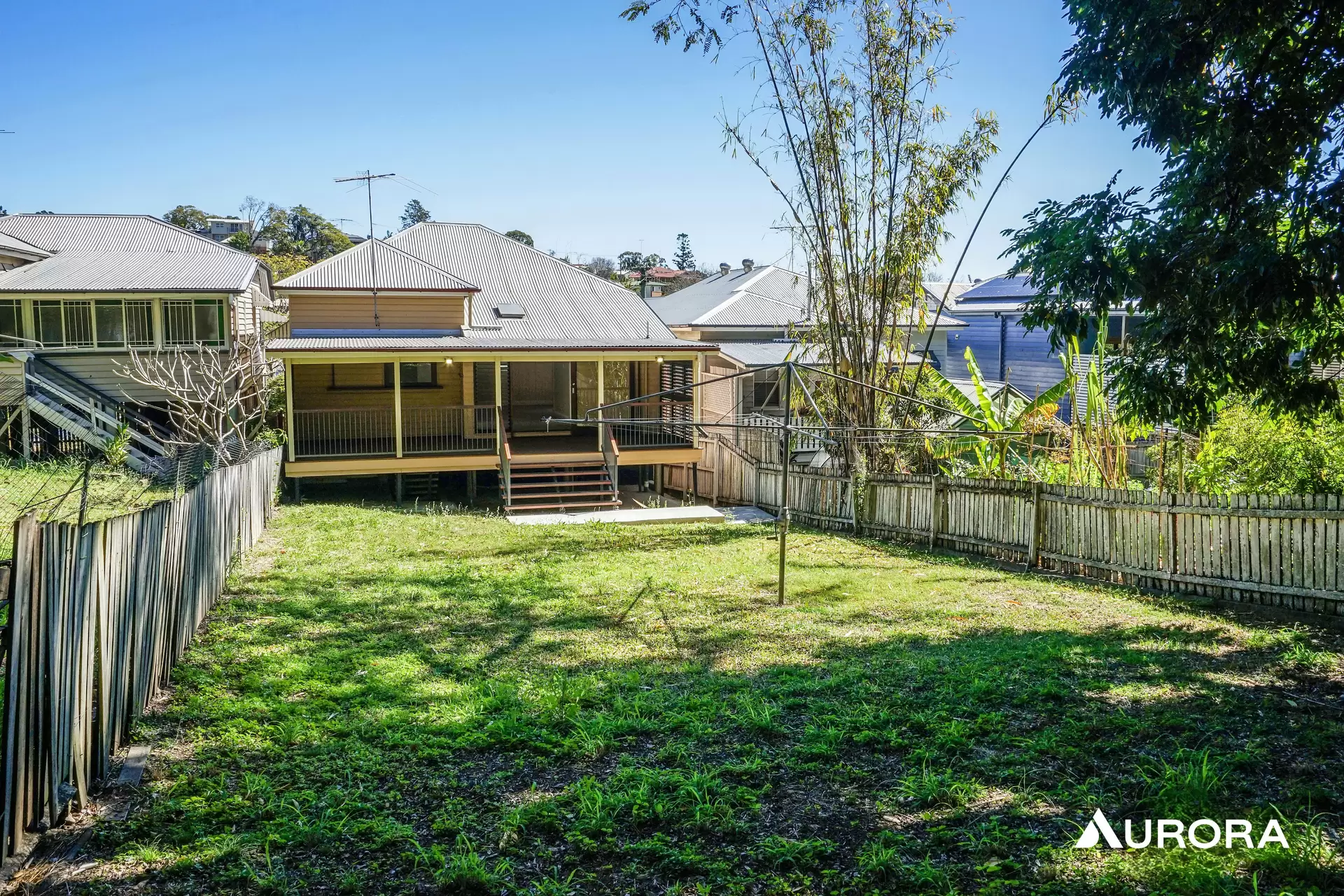 70 Hetherington Street, Herston Leased by Aurora Property - image 1