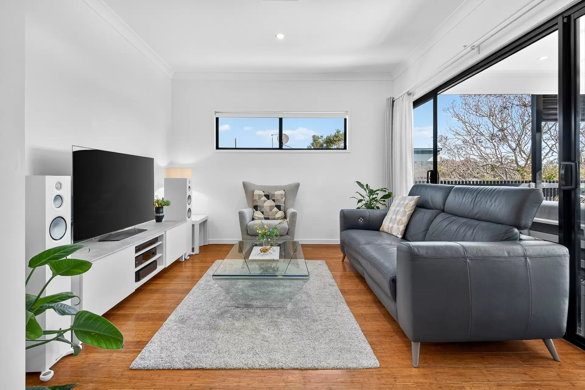 1/21 East Street, Camp Hill Sold by Aurora Property - image 1