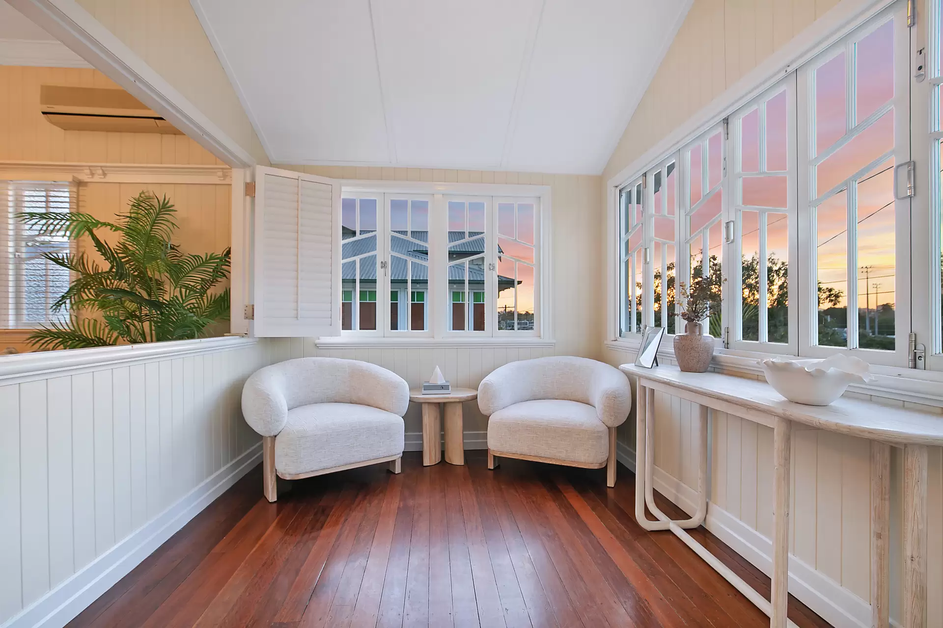 1181 Stanley Street East, Coorparoo Sold by Aurora Property - image 1