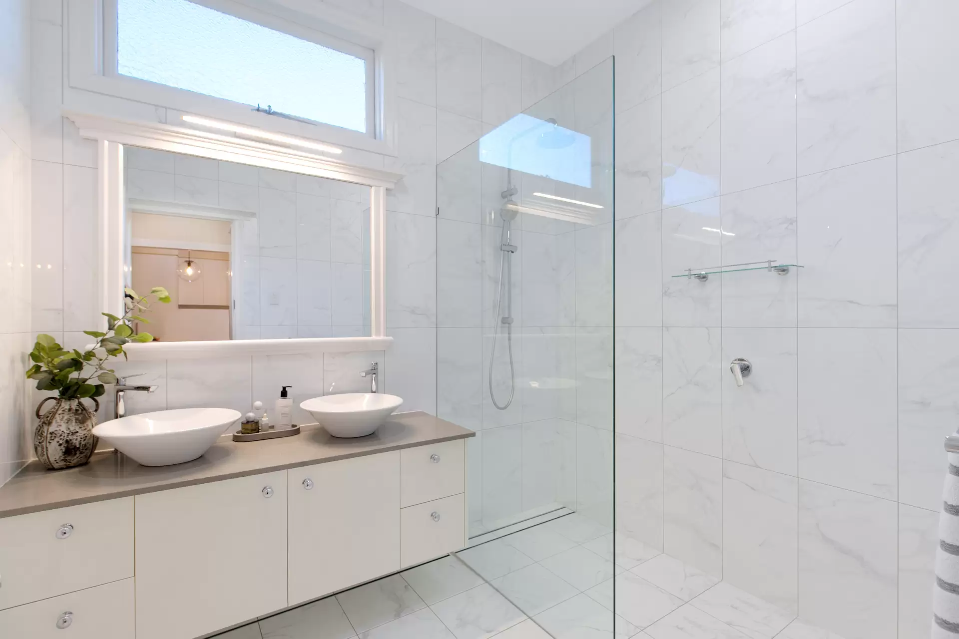 1181 Stanley Street East, Coorparoo Sold by Aurora Property - image 1
