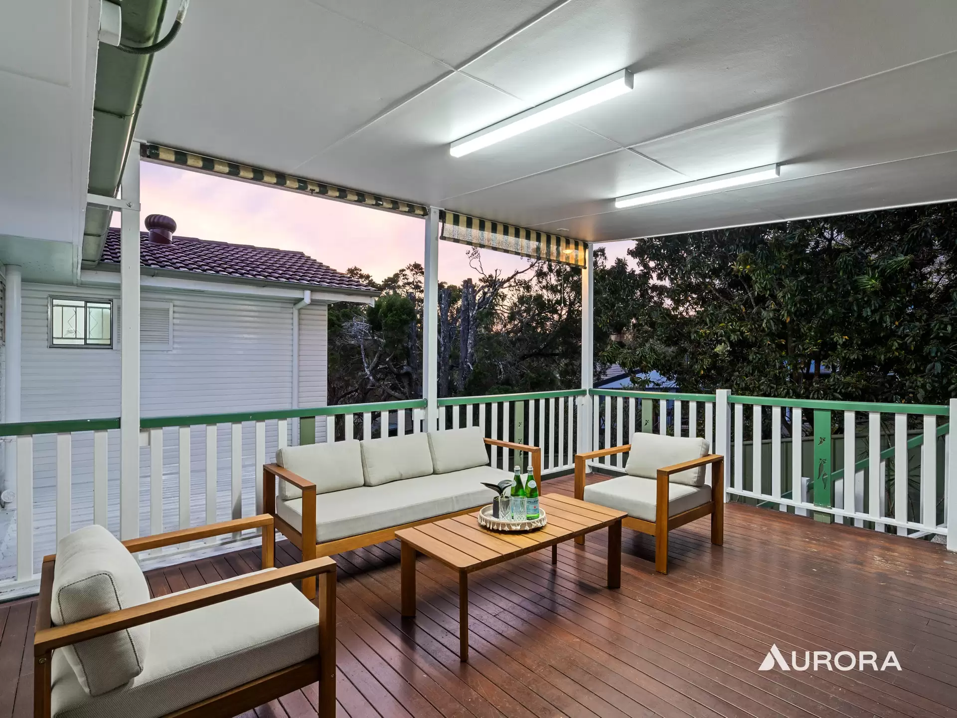 175 Gaynesford Street South, Holland Park West Sold by Aurora Property - image 1
