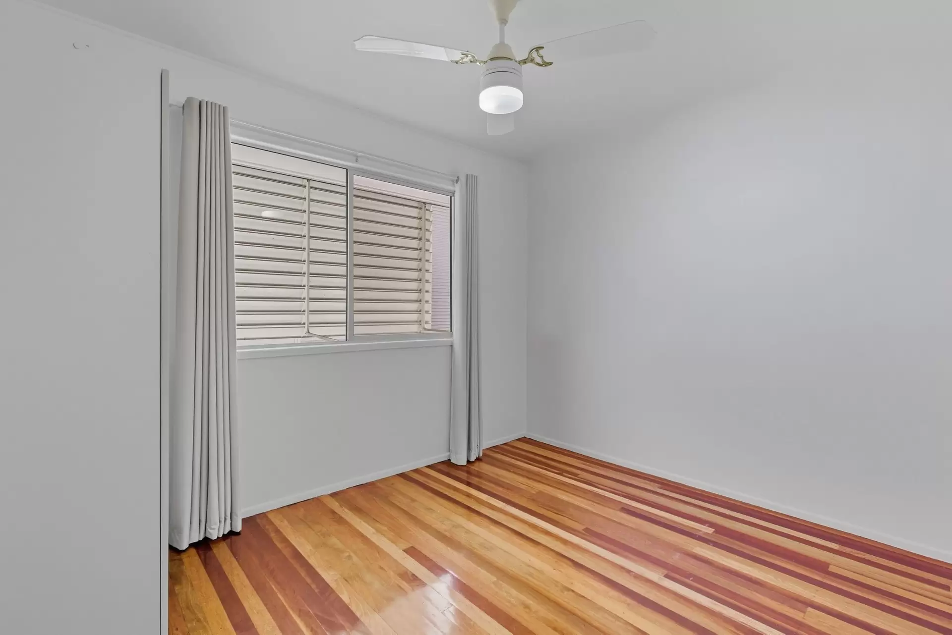 93 O'Quinn Street, Nudgee Beach Leased by Aurora Property - image 1