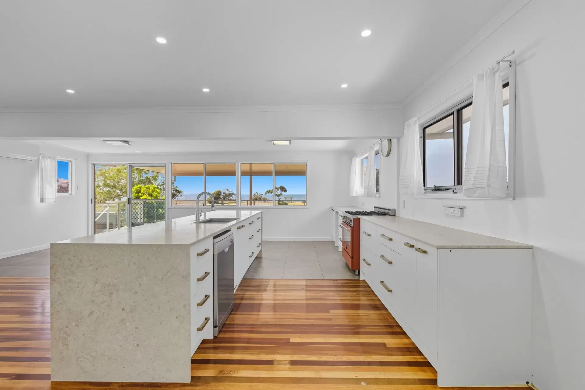 93 O'Quinn Street, Nudgee Beach Leased by Aurora Property - image 1