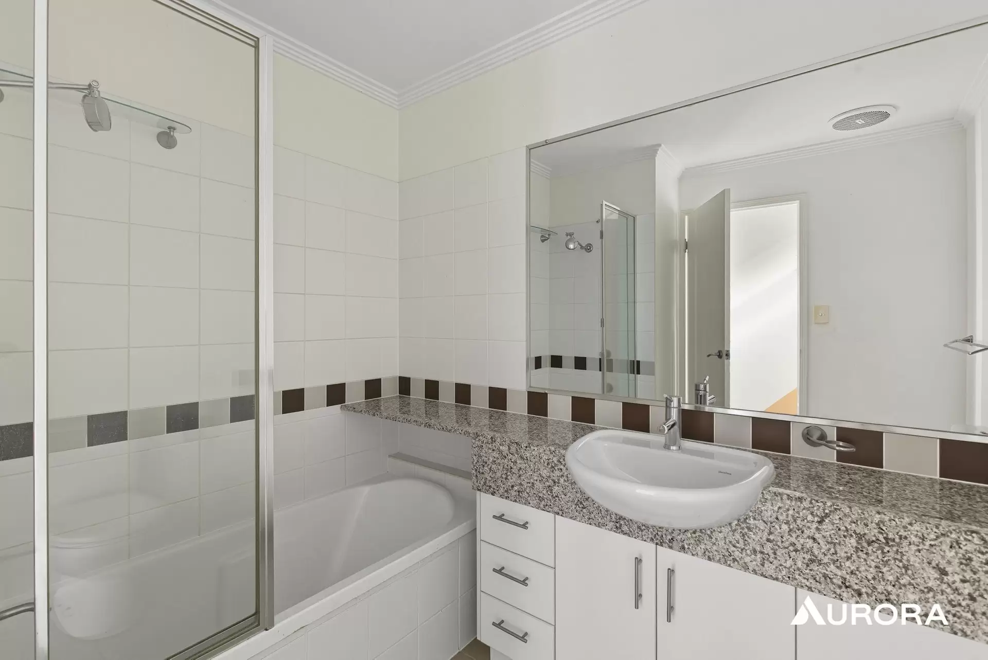 6/12 Elwell Street, Morningside Leased by Aurora Property - image 1