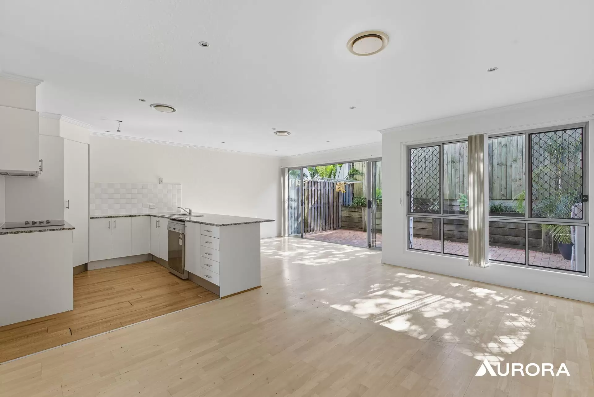 6/12 Elwell Street, Morningside Leased by Aurora Property - image 1