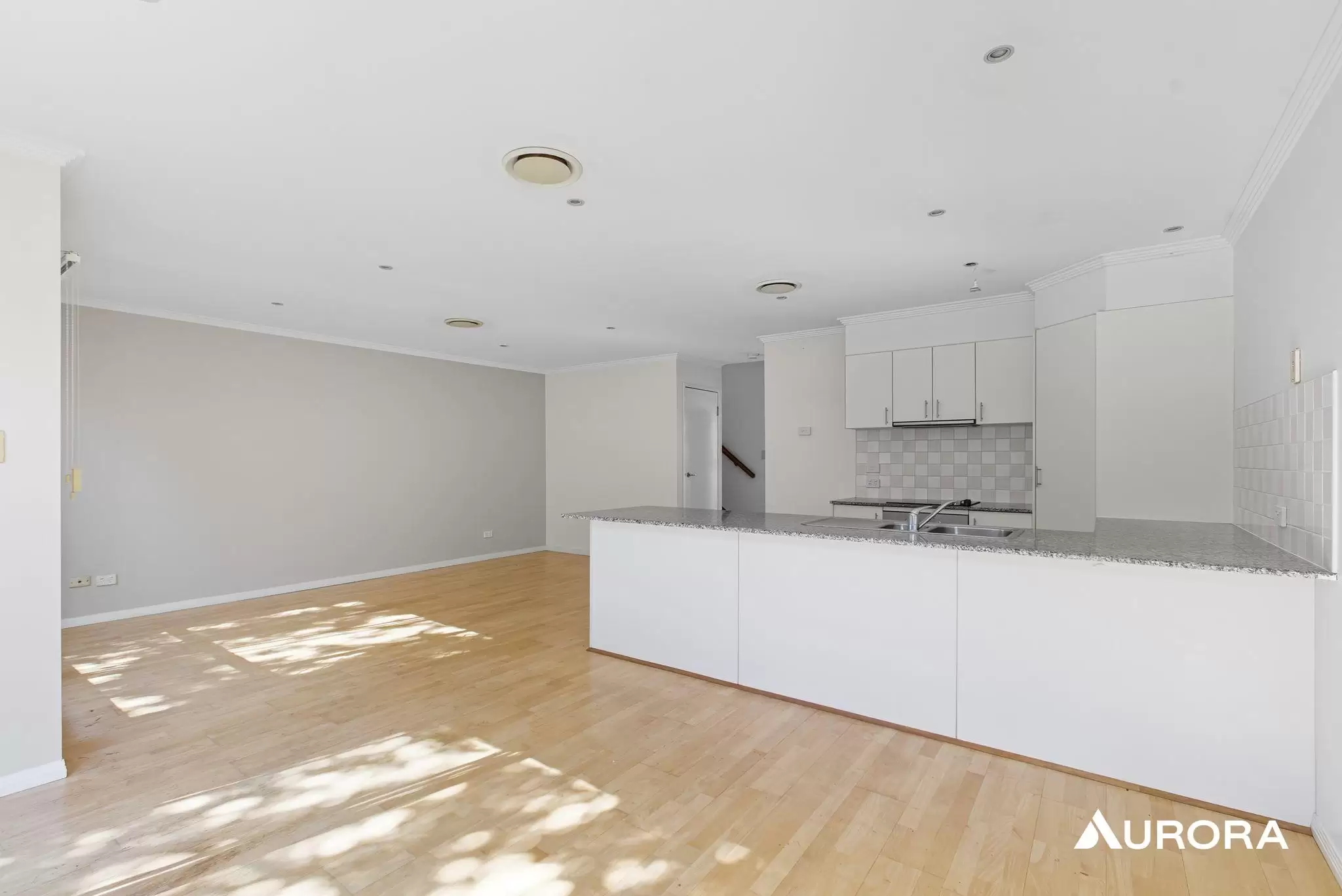 6/12 Elwell Street, Morningside Leased by Aurora Property - image 2