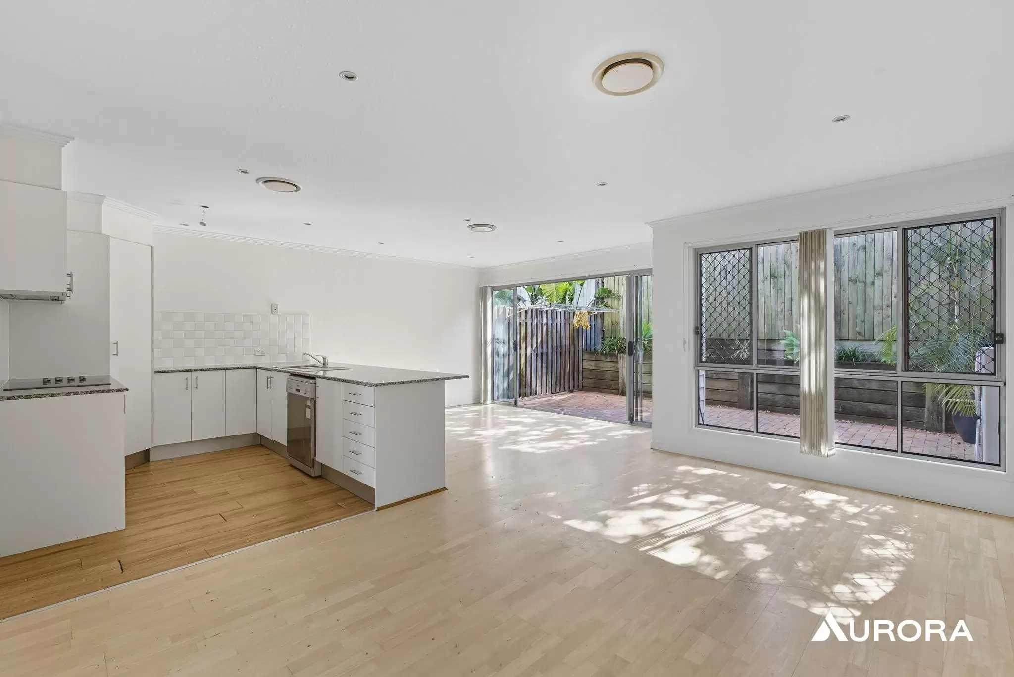 6/12 Elwell Street, Morningside Leased by Aurora Property - image 3