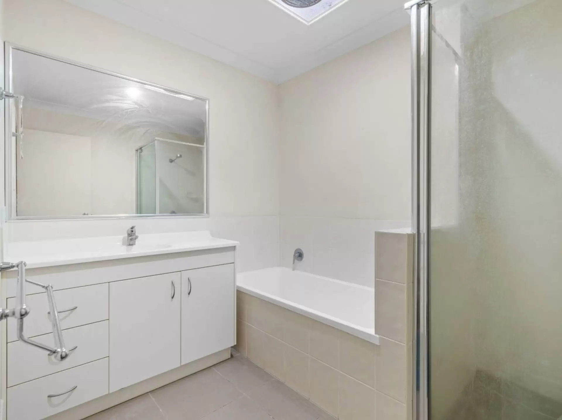 40/110 Orchard Road, Richlands Sold by Aurora Property - image 1
