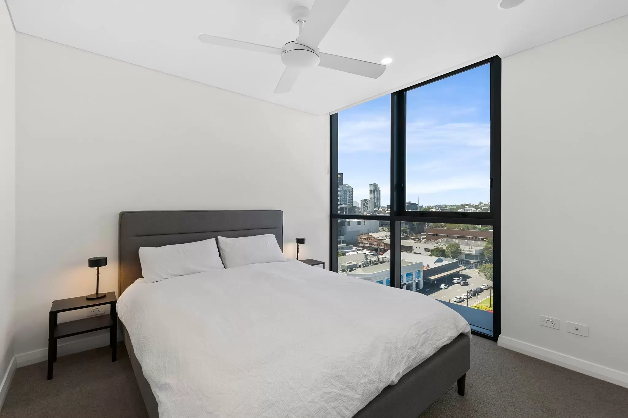 913/275 Wickham Street, Fortitude Valley Sold by Aurora Property - image 3