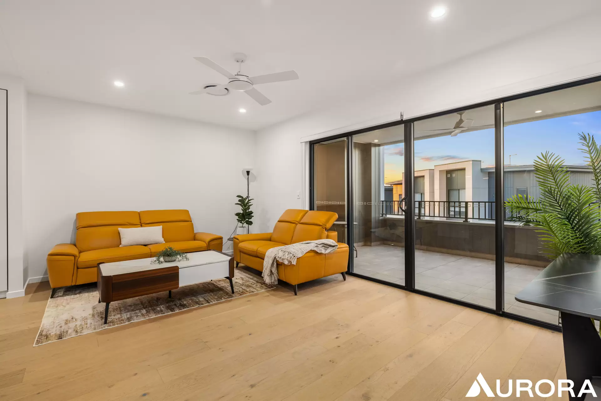 62/7 Lawrence Lyons Place, Kenmore Sold by Aurora Property - image 1