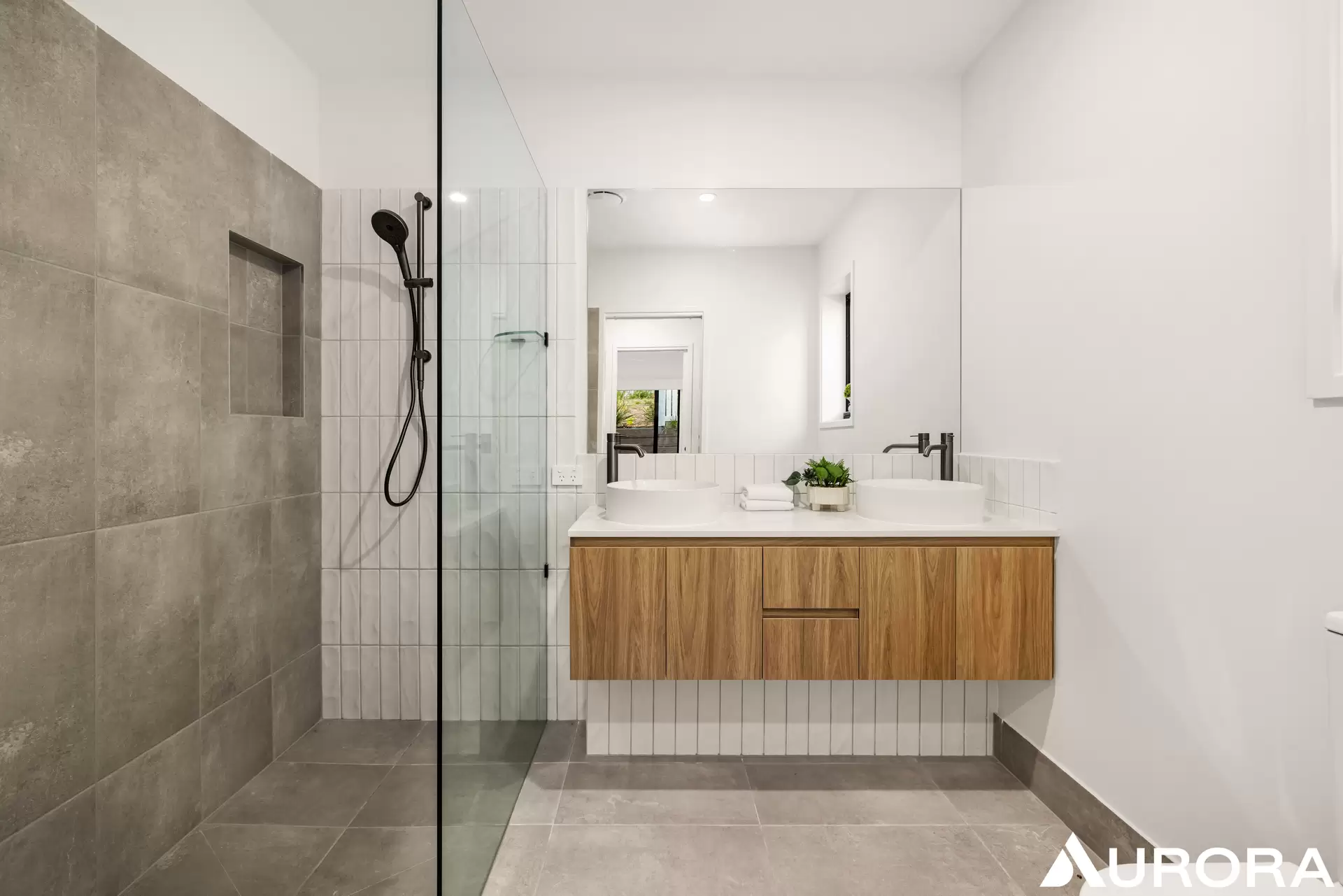 62/7 Lawrence Lyons Place, Kenmore Sold by Aurora Property - image 1