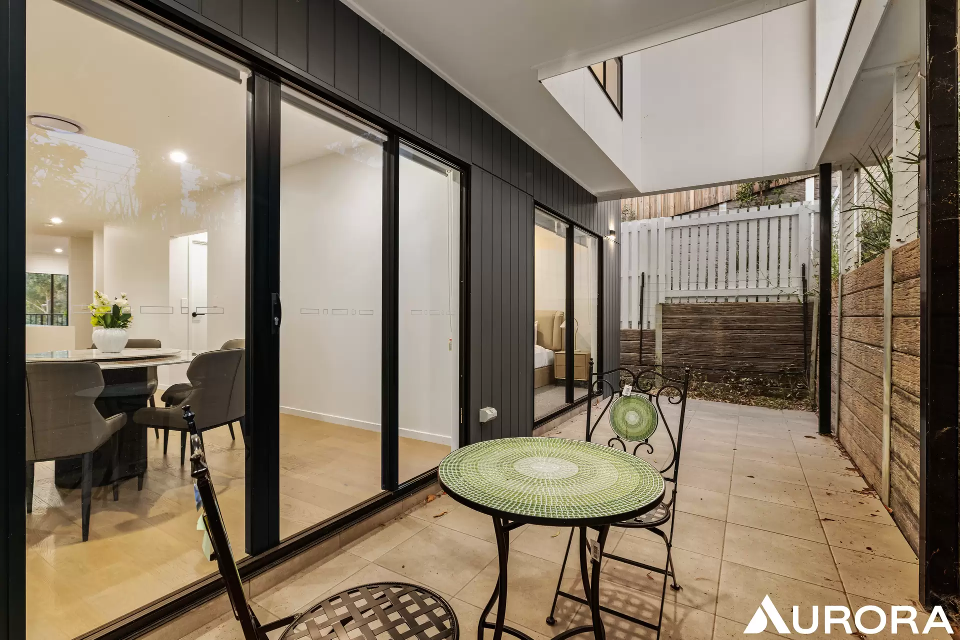 62/7 Lawrence Lyons Place, Kenmore Sold by Aurora Property - image 1