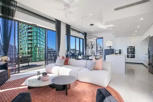 1001/9 Lambert Street, Kangaroo Point Sold by Aurora Property
