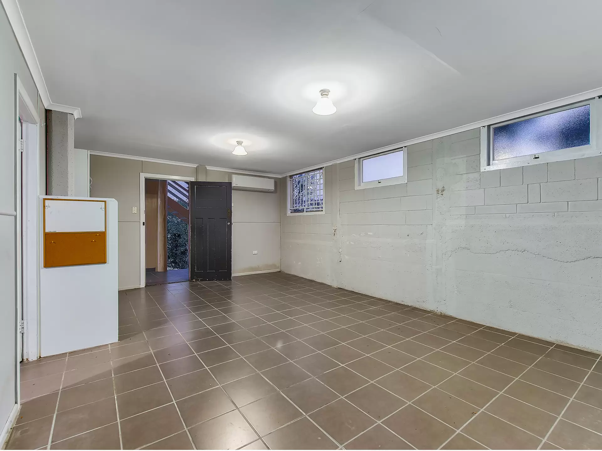 90 Lansdowne Street, Newmarket Sold by Aurora Property - image 1