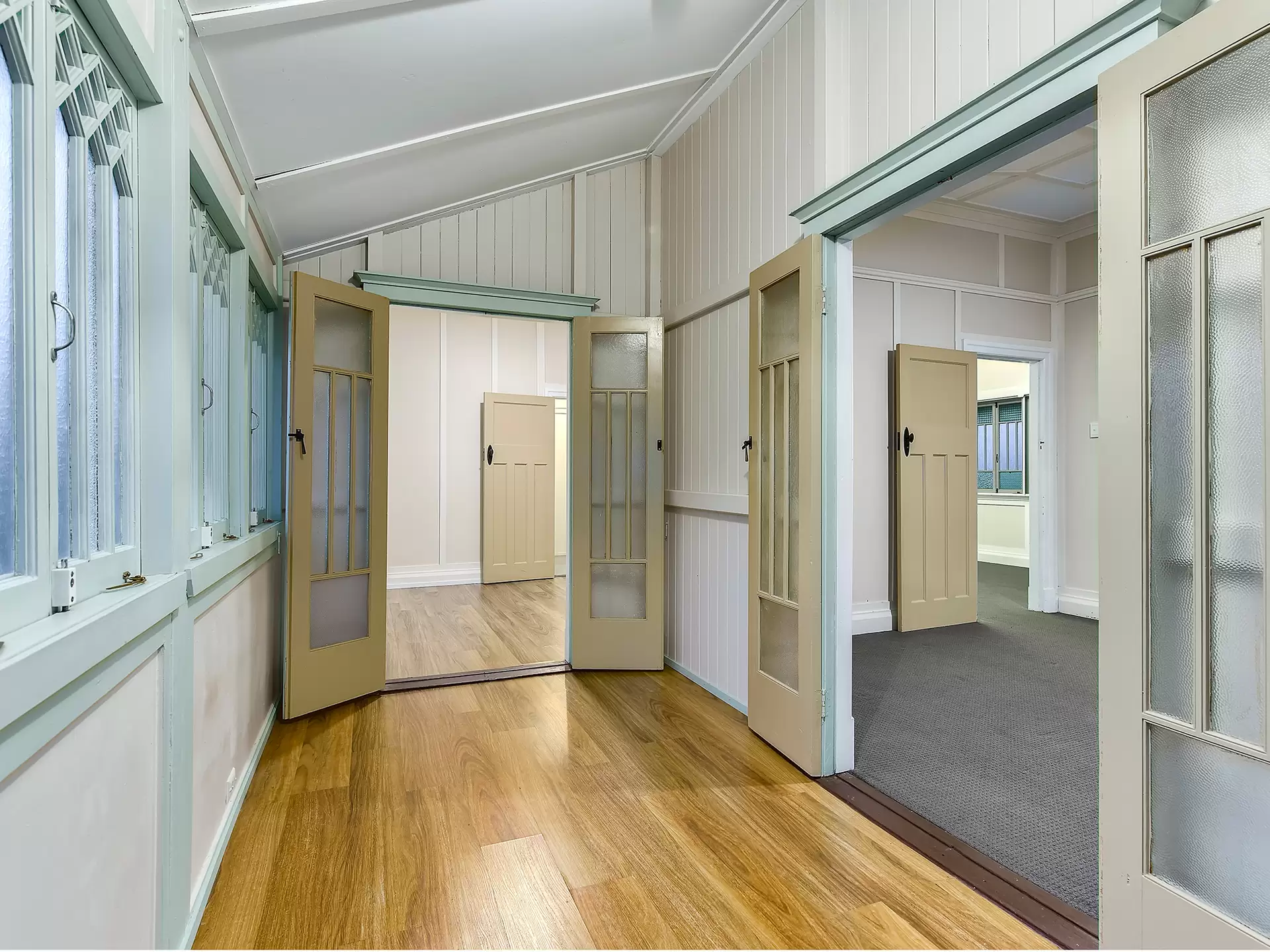 90 Lansdowne Street, Newmarket Sold by Aurora Property - image 1