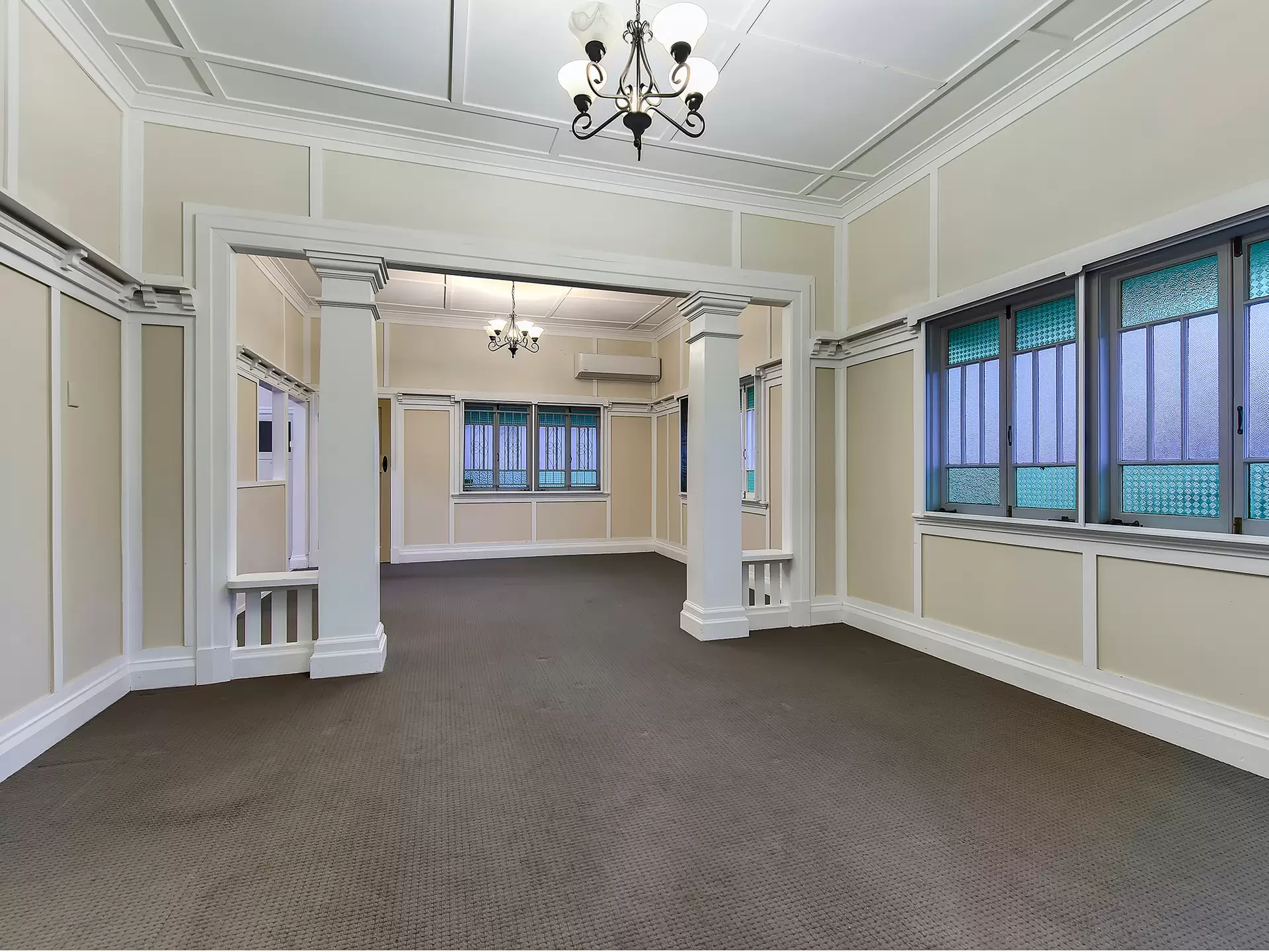 90 Lansdowne Street, Newmarket Sold by Aurora Property - image 1