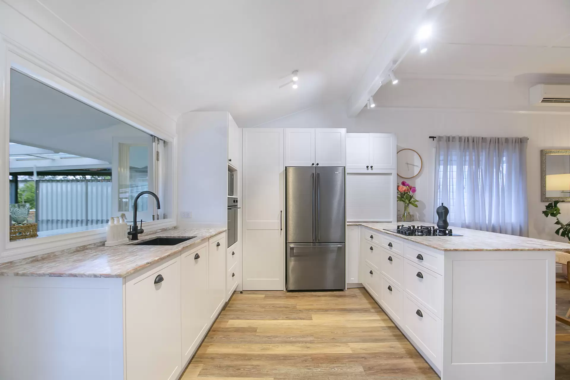 45 Heidelberg Street, East Brisbane Sold by Aurora Property - image 1