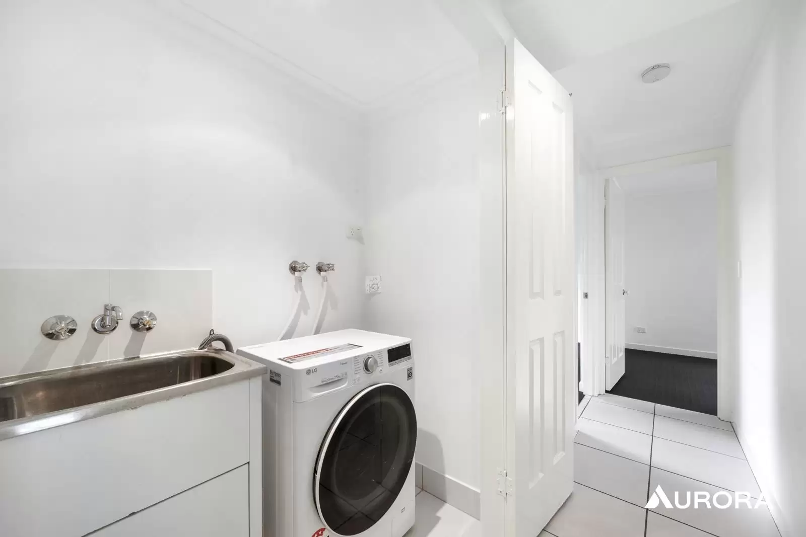 8/240 Wellington Road, East Brisbane Leased by Aurora Property - image 12