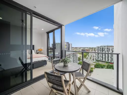 21203/7 Wharf Street, Hamilton Sold by Aurora Property
