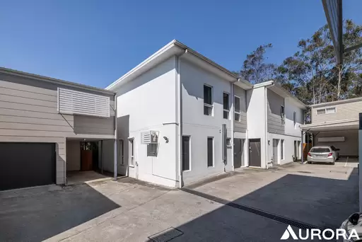7/2 Lakes Entrance Drive, Springfield Lakes Sold by Aurora Property