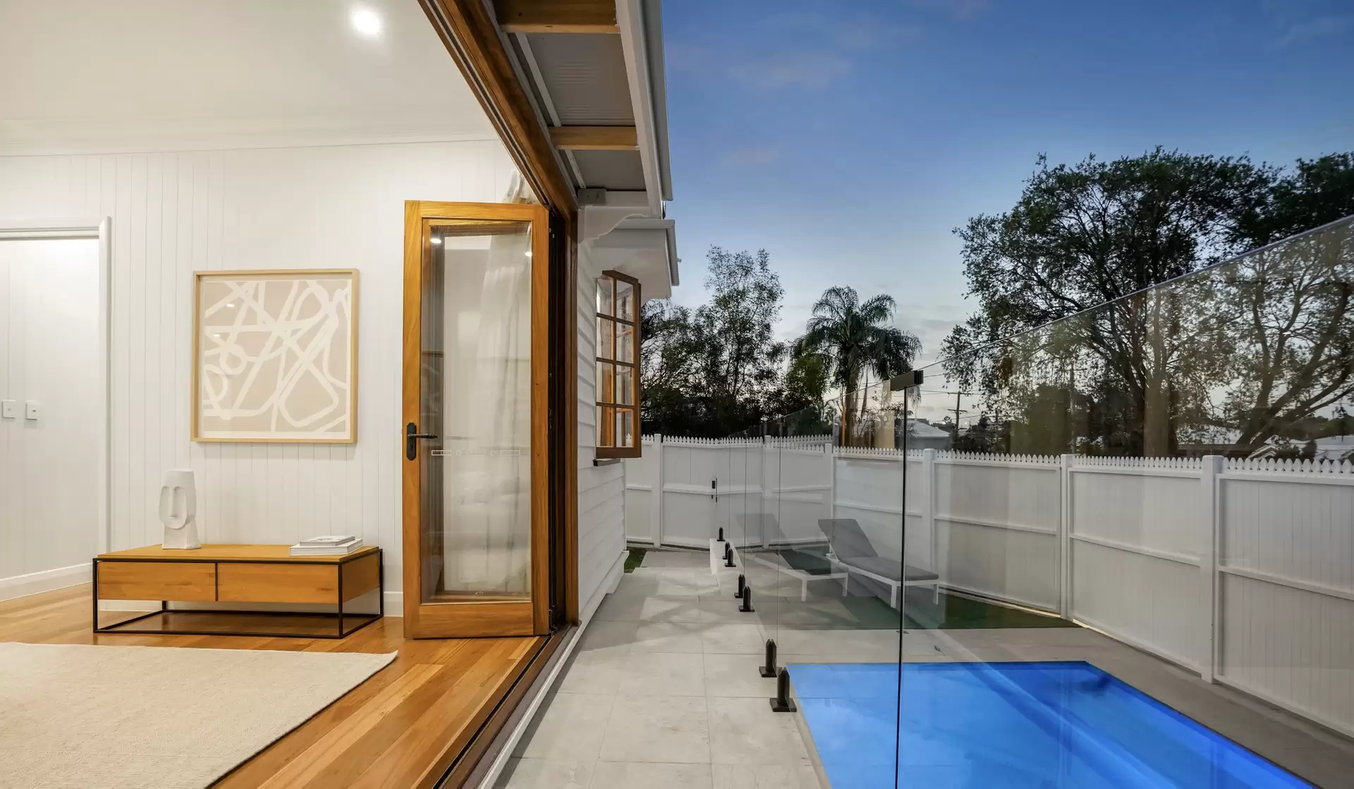 12 Wight Street, Milton Leased by Aurora Property - image 1
