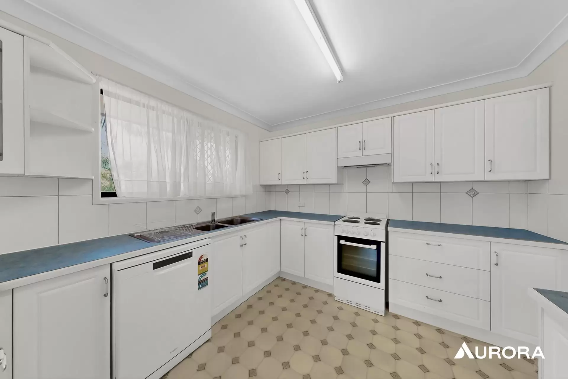 5 Erin Street, Capalaba Leased by Aurora Property - image 1