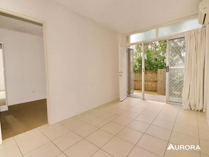 1/31 Robinson Street, Coorparoo Leased by Aurora Property - image 3