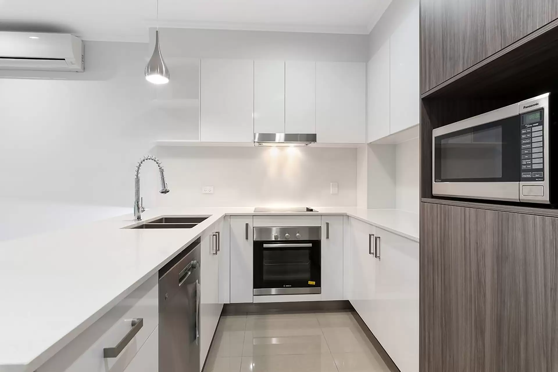 7/15 Durham Street, Coorparoo Sold by Aurora Property - image 1