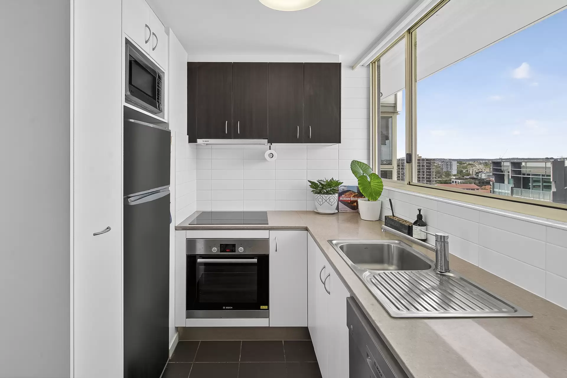 240/79 Moray Street, New Farm Sold by Aurora Property - image 1