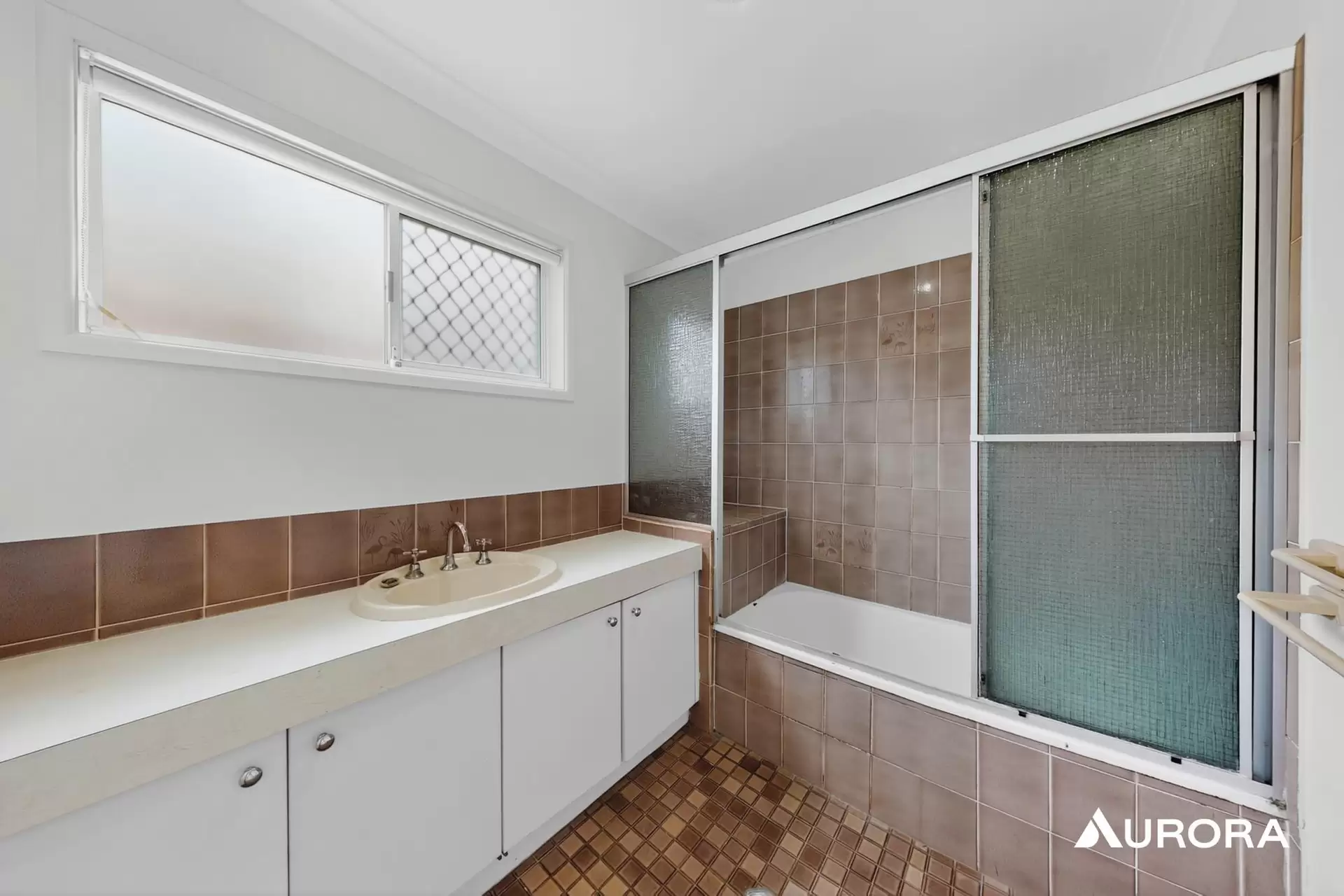239 Main Street, Redland Bay Leased by Aurora Property - image 1
