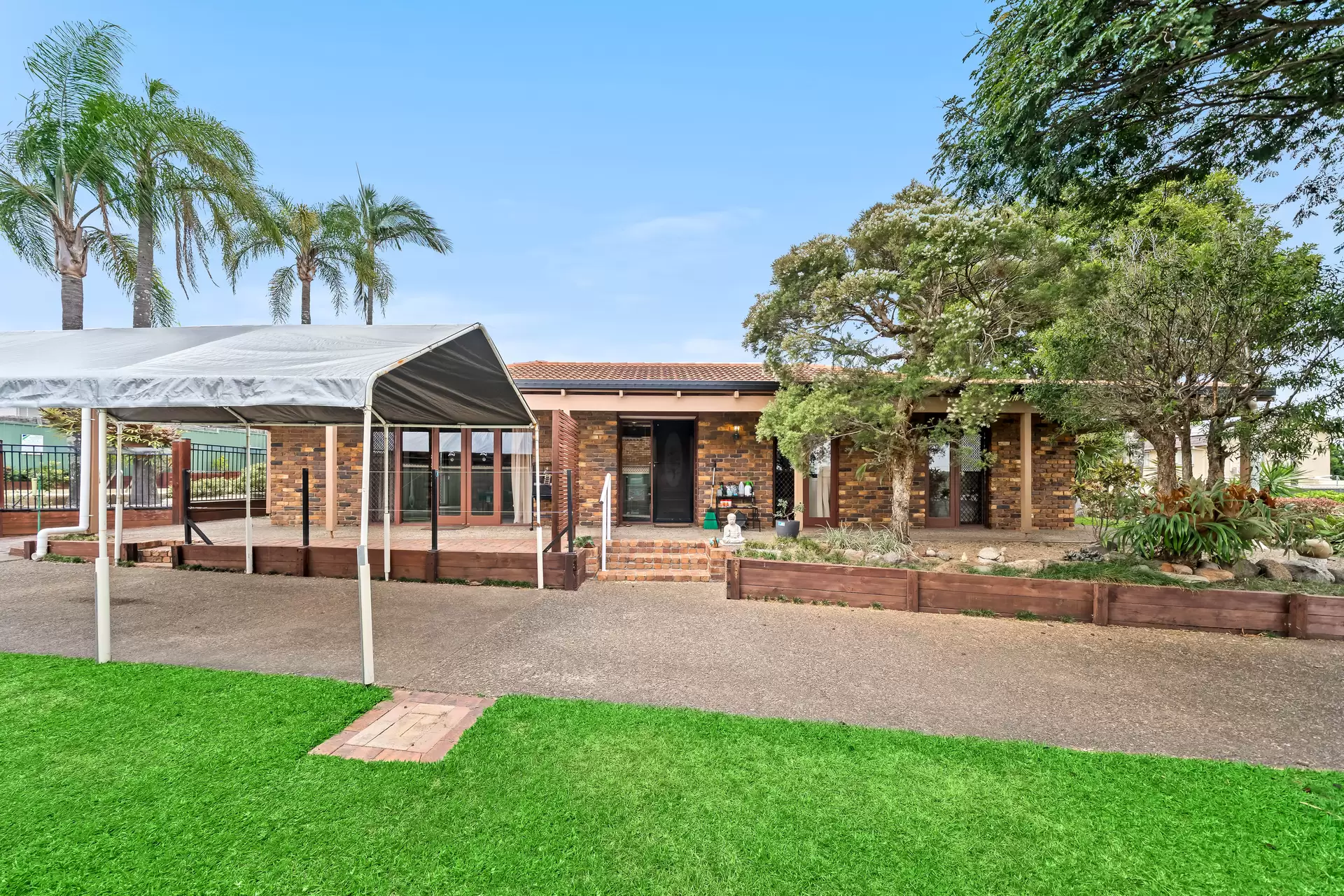 5 Westgate Avenue, Springwood Sold by Aurora Property - image 1