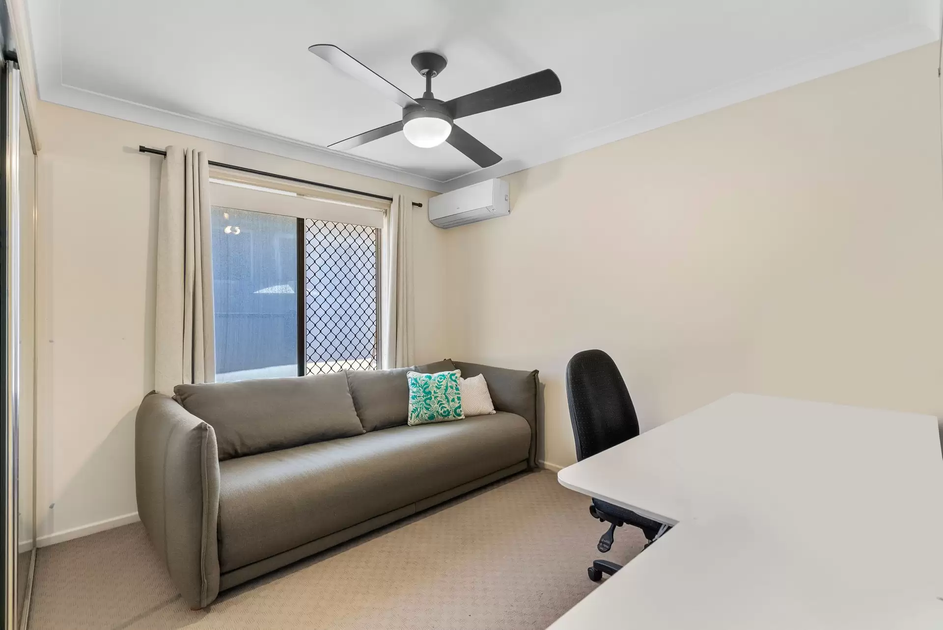 21 Jutland Street, Oxley Sold by Aurora Property - image 1