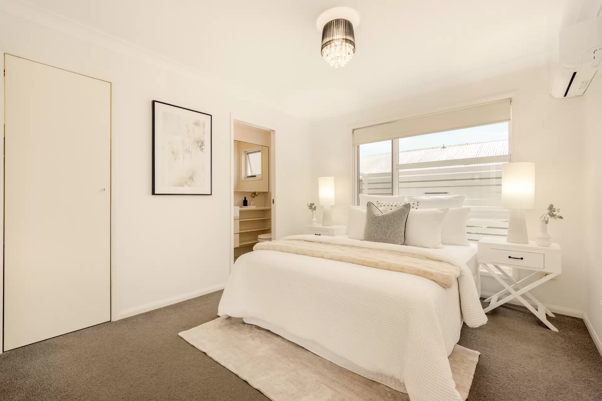 2/16 Ormuz Street, Carina Heights Sold by Aurora Property - image 1
