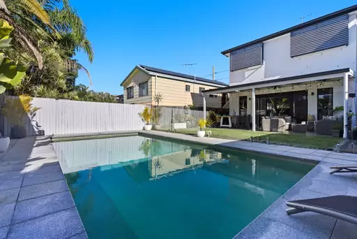 46 Karthina Street, Bulimba Leased by Aurora Property