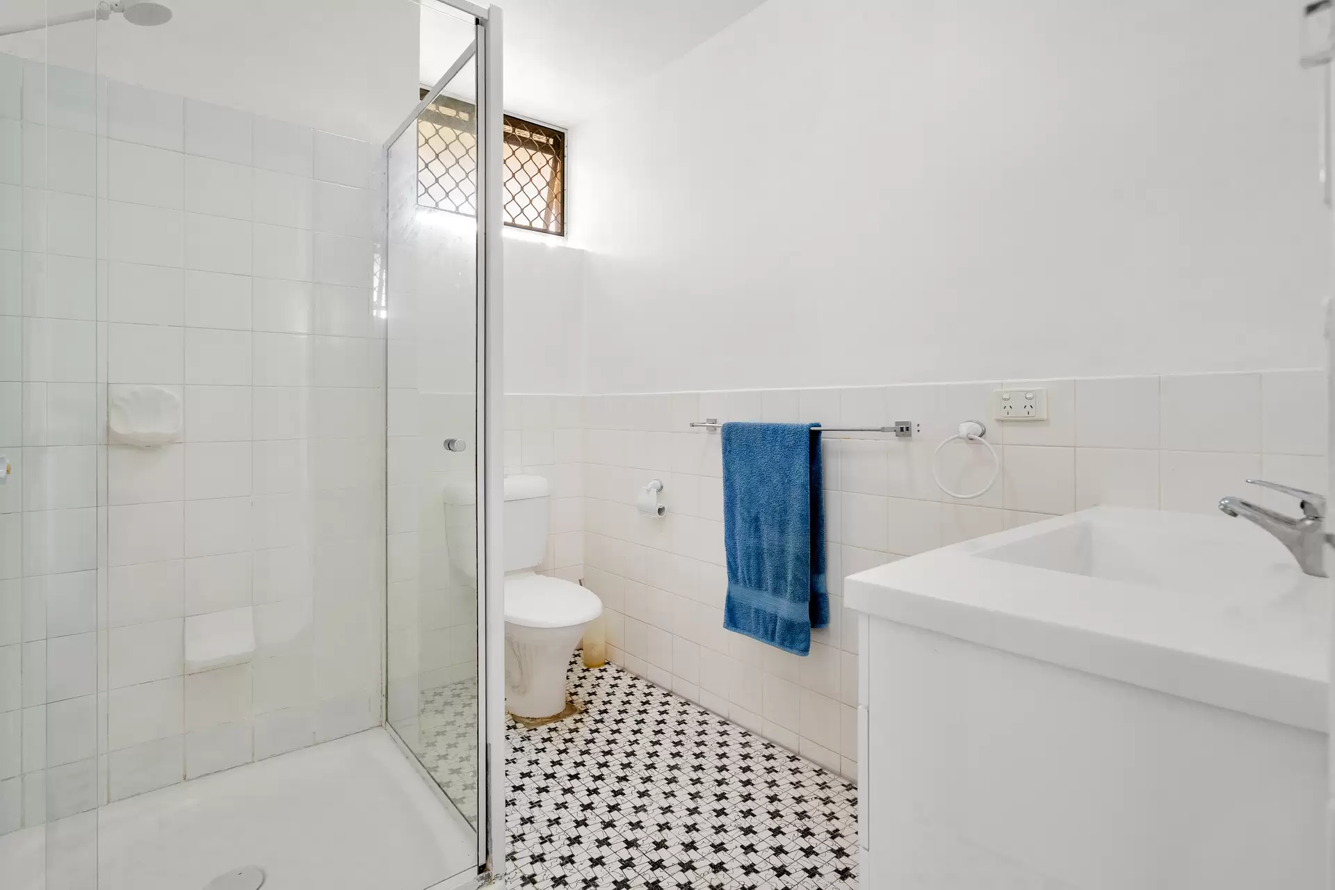 3/61 Derby Street, Coorparoo Sold by Aurora Property - image 1