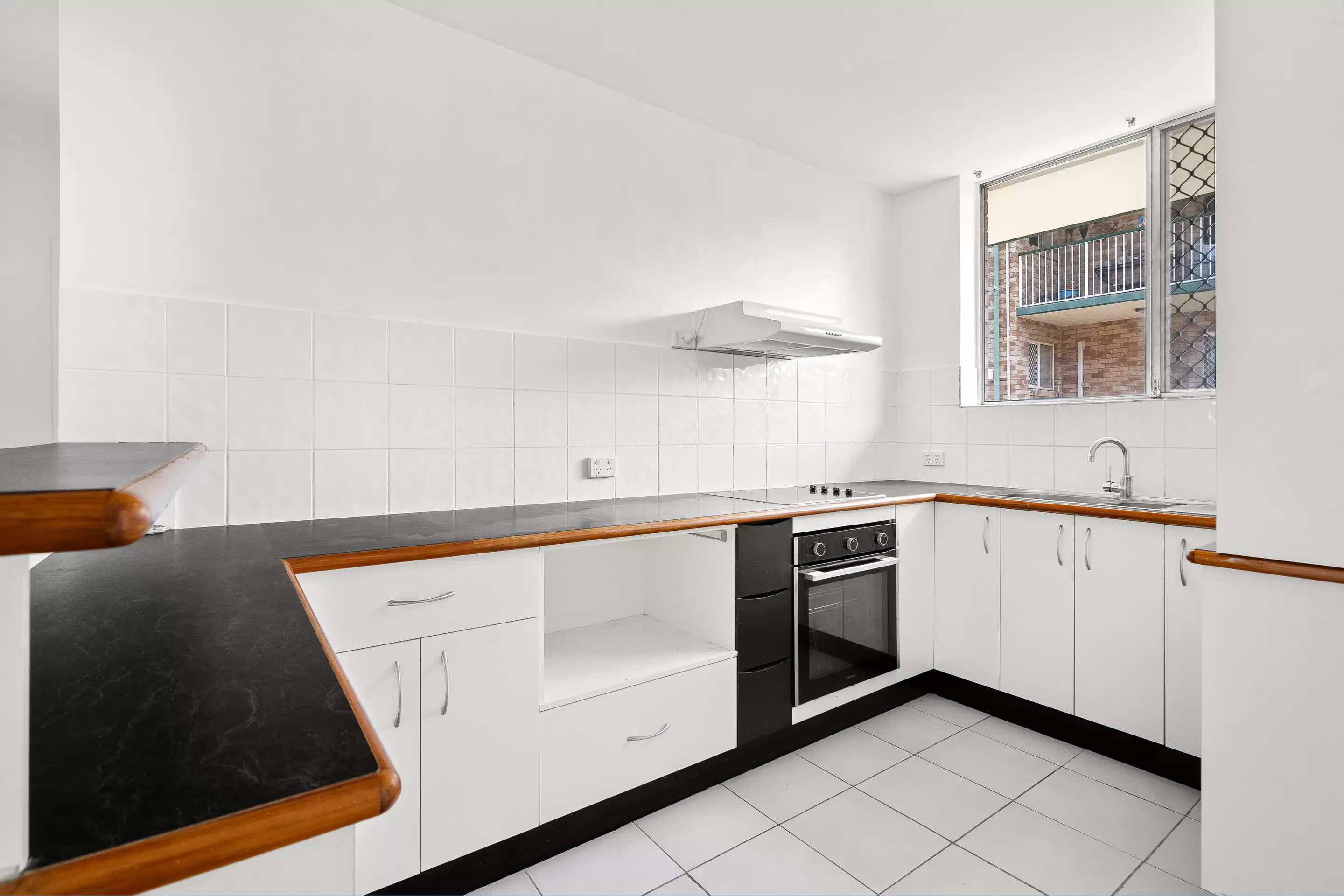 3/61 Derby Street, Coorparoo Sold by Aurora Property - image 3