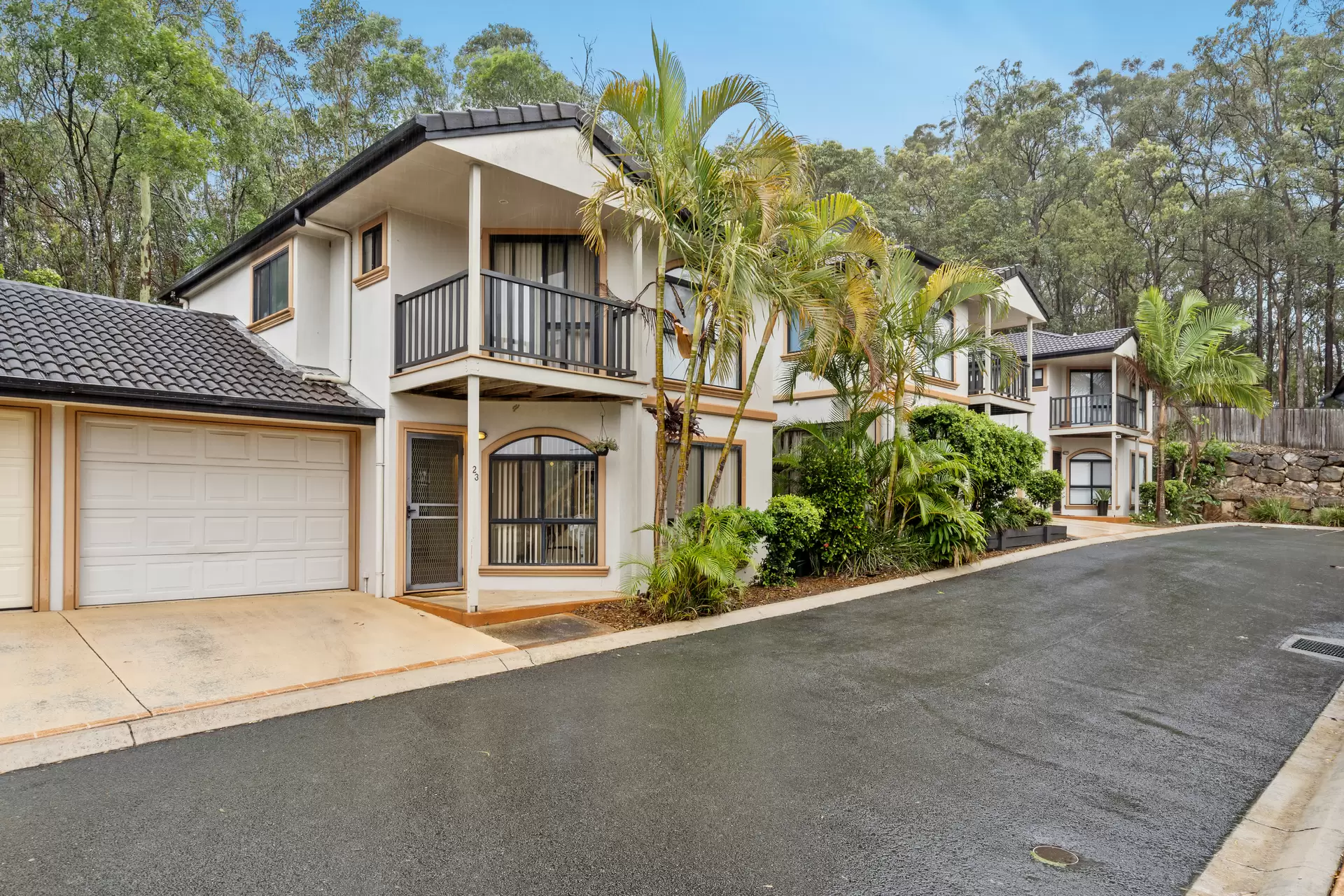 23/12 Greendale Way, Carindale Sold by Aurora Property - image 1